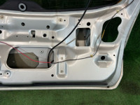 Porta da bagageira Пустая цвет 792 SUBARU LEGACY OEM 60800AE040 60800AE060 BH9 2000 SILVER 792