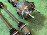 Редуктор 4.111   с приводами SUBARU LEGACY OEM 38312AA022 38104AA041 28421AE002 BH9 2000 EJ254 AT