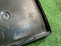 Soporte de batería SUBARU OUTBACK OEM 82122AG000 82161AG010 82161AG000 BPE 2004
