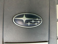 Tapa decorativa del motor SUBARU OUTBACK OEM 14025AA200 BPE 2004 EZ30 AT