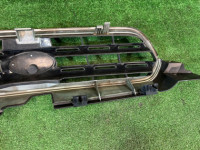 Radiator grille 1 мод SUBARU OUTBACK OEM 91121AG020 BPE 2004 GOLD 39J