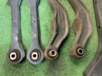 リアアーム SUBARU OUTBACK OEM 20250AE030 20250AE050 20250AE010 20250AE000 BPE 2004 EZ30 AT