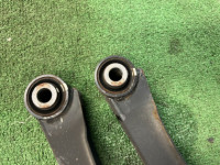 リアアーム SUBARU OUTBACK OEM 20250AE030 20250AE050 20250AE010 20250AE000 BPE 2004 EZ30 AT