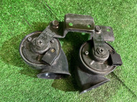 แตร гудок SUBARU OUTBACK OEM 86012AG030 86012AG020 BPE 2004 EZ30 AT