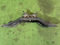 คานรองเกียร์ 41011AG020 41022AG100 SUBARU LEGACY