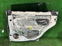右リアドア цвет 37J SUBARU LEGACY OEM 60409AG0019P BP5 2007 WHITE 37J