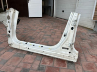 Left rocker panel WHITE 37J D20 SUBARU LEGACY OEM 51415AE07A BP5 2007 WHITE 37J