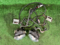 雾灯 ксенон SUBARU LEGACY OEM 84501AE020 84501AE030 BH5 2000