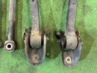 リアアーム аллюминий SUBARU FORESTER OEM 20250SA030 20250SA090 20250SA050 SG5 2007 EJ205 AT
