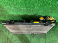 发动机水箱 SUBARU LANCASTER OEM 45111AE001 BH9 BE9 1998 EJ254 AT