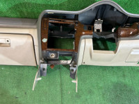 คอนโซลหน้า SUBARU LANCASTER OEM 66045AE000DG BHE BH9 BH5 1998 BEIGE 8L5