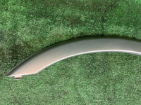 Ensanchador de aleta trasero derecho цвет 8L5 SUBARU LANCASTER OEM 91111AE020MF BHE BH9 1998 BEIGE 8L5