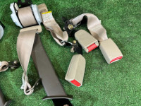 Rear seat belts SUBARU LANCASTER OEM 64660AE000GE 64660AE010GE BH9 1998 BEIGE 8L5