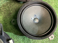 Speakers TOYOTA PRIUS OEM 86160-47070 86160-52300 ZVW30 2012
