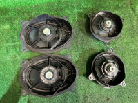 Speakers TOYOTA PRIUS OEM 86160-47070 86160-52300 ZVW30 2012
