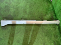 Порог левый 75860-47010-B0 TOYOTA PRIUS