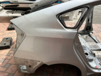 Sección trasera de la carrocería задняя часть кузова цвет 1F7 TOYOTA PRIUS OEM 61601-47090 61602-47091 ZVW30 2012 SILVER 1F7