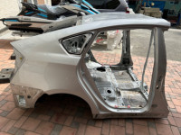 Sección trasera de la carrocería задняя часть кузова цвет 1F7 TOYOTA PRIUS OEM 61601-47090 61602-47091 ZVW30 2012 SILVER 1F7
