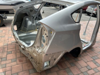 Sección trasera de la carrocería задняя часть кузова цвет 1F7 TOYOTA PRIUS OEM 61601-47090 61602-47091 ZVW30 2012 SILVER 1F7
