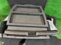 后备箱饰板 SUBARU FORESTER OEM 94027SA060JA 94027SA050JA 94015SA040ND 94015SA050ND SG5 2007 GREY 61K
