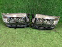 Фары Ксенон 84001SA961 84001SA971 SUBARU FORESTER