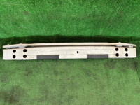フロントバンパーレインフォースメント SUBARU LEGACY OEM 57711AE000 BE5 2000