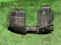 Engine cover (decorative) SUBARU LEGACY OEM 14025AA102 BH5 2002 EJ206 AT