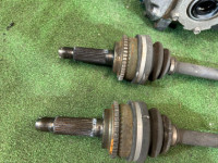 Редуктор с приводами 4.111 LSD SUBARU LEGACY OEM 27011AA730 28421AE062 28421AE052 BH5 2002 EJ206 AT