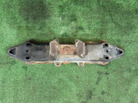 Gearbox crossmember SUBARU LANCASTER OEM 41011AE010, 41022AC150 BHE BH9 2001 EZ30 AT