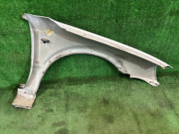 Left front fender цвет 07C SUBARU LANCASTER OEM 57120AE031 BHE BH9 2001 WHITE PEARL 07C / 081