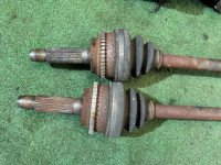 Diferencial с приводами G/R=4.111 SUBARU LANCASTER OEM 38104AA020, 27011AA343 BHE BH9 BH5 BE5 BE9 BEE 2001 EZ30 AT