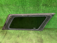 Left rear quarter glass целый молдинг SUBARU LANCASTER OEM 65210AE240NB BHE BH9 BH5 2001