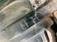 Guarda-pó dianteiro direito SUBARU LEGACY OEM 59110AE120 BHE BH9 BH5 BE5 BE9 BEE 2002 WHITE PEARL 081