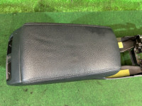 Guantera y reposabrazos SUBARU OUTBACK OEM 92114AJ100VH 92114AJ010VH 92174AJ000 BRF 2010 GOLD D6H