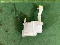 กระปุกน้ำฉีดกระจก SUBARU LEGACY OEM 86631AG000, 86611AG010, 86611AG000, 86611AG000 BLE BPE BP5 BL5 BL9 BP9 2003 EZ30