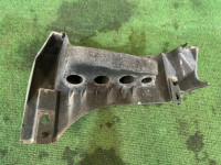 Крепление заднего бампера  левое 57707AG960 SUBARU LEGACY
