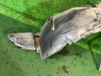 Guarda-pó dianteiro esquerdo SUBARU FORESTER OEM 59110FC010 SF5 1998 SILVER 792