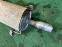 消音鼓 SUBARU LANCASTER OEM 44300AE120 BH9 2001 EJ254 AT
