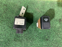 Кнопка обогрева лобового стекла с релле 83001AE020 SUBARU LANCASTER