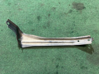 左前保险杠支架 SUBARU LANCASTER OEM 57707AE240 BH9 2001 GREEN 1U7
