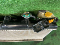 Engine radiator SUBARU LANCASTER OEM 45111AE002 BH9 2001 EJ254 AT
