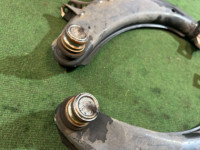 前摆臂 SUBARU LANCASTER OEM 20202AE000 20202AE010 BH9 2001 EJ254 AT