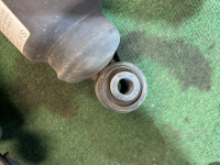 减震器 SUBARU LANCASTER OEM 20310AE340 20310AE350 20330AE100 20365AE130 BH9 2001 EJ254 AT