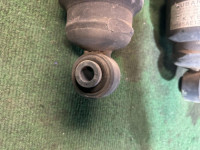 减震器 SUBARU LANCASTER OEM 20310AE340 20310AE350 20330AE100 20365AE130 BH9 2001 EJ254 AT