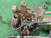后轮毂 SUBARU LANCASTER OEM 28474AE000 28462AE011 BH9 2001 EJ254 AT