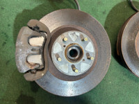 Ступицы передние SUBARU LANCASTER OEM 28313AE020 28313AE030 28052AA000 26310AC041 BH9 2001 EJ254 AT