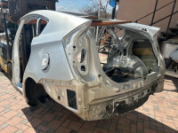 Aleta trasera izquierda TOYOTA PRIUS OEM 61602-47091 ZVW30 2012 1F7 SILVER