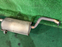Бочка глушителя SUBARU LANCASTER OEM 44300AE120 BH9 2001 EJ254 AT