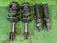 减震器 SUBARU LANCASTER OEM 20310AE340 20310AE350 20330AE100 20365AE130 BH9 2001 EJ254 AT