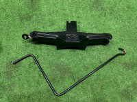 Домкрат SUBARU FORESTER OEM 97030FC110 SF5 1997